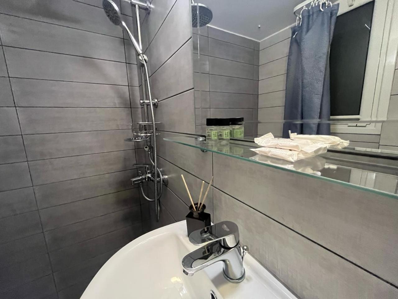 Cyber Loft - Futuristic Athens Vipgreece Apartment Екстериор снимка